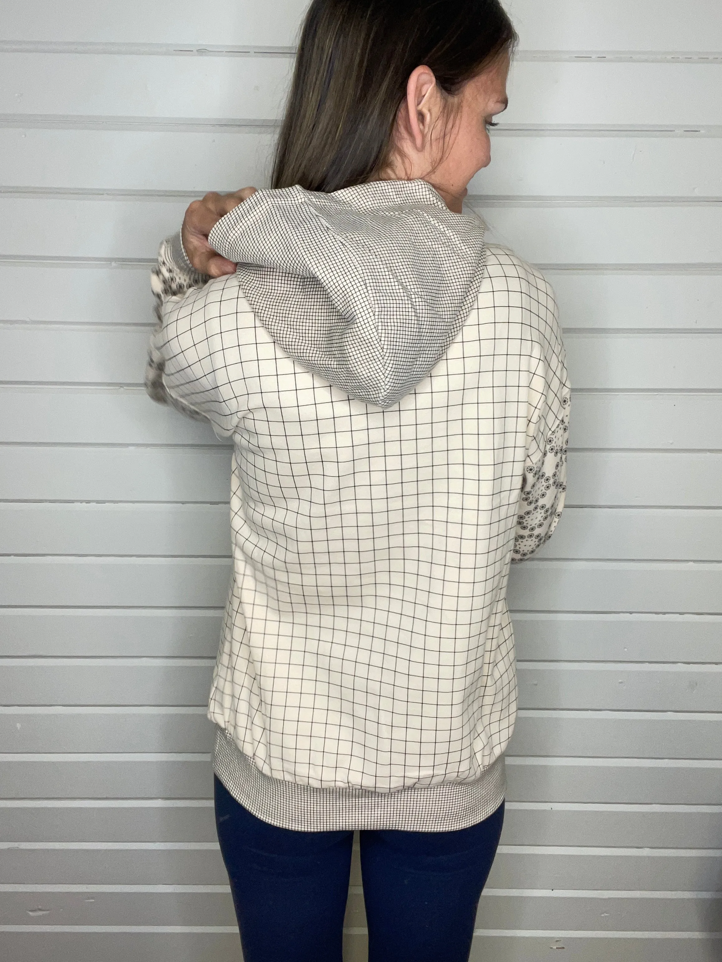 Ampers& university hoodie- first date