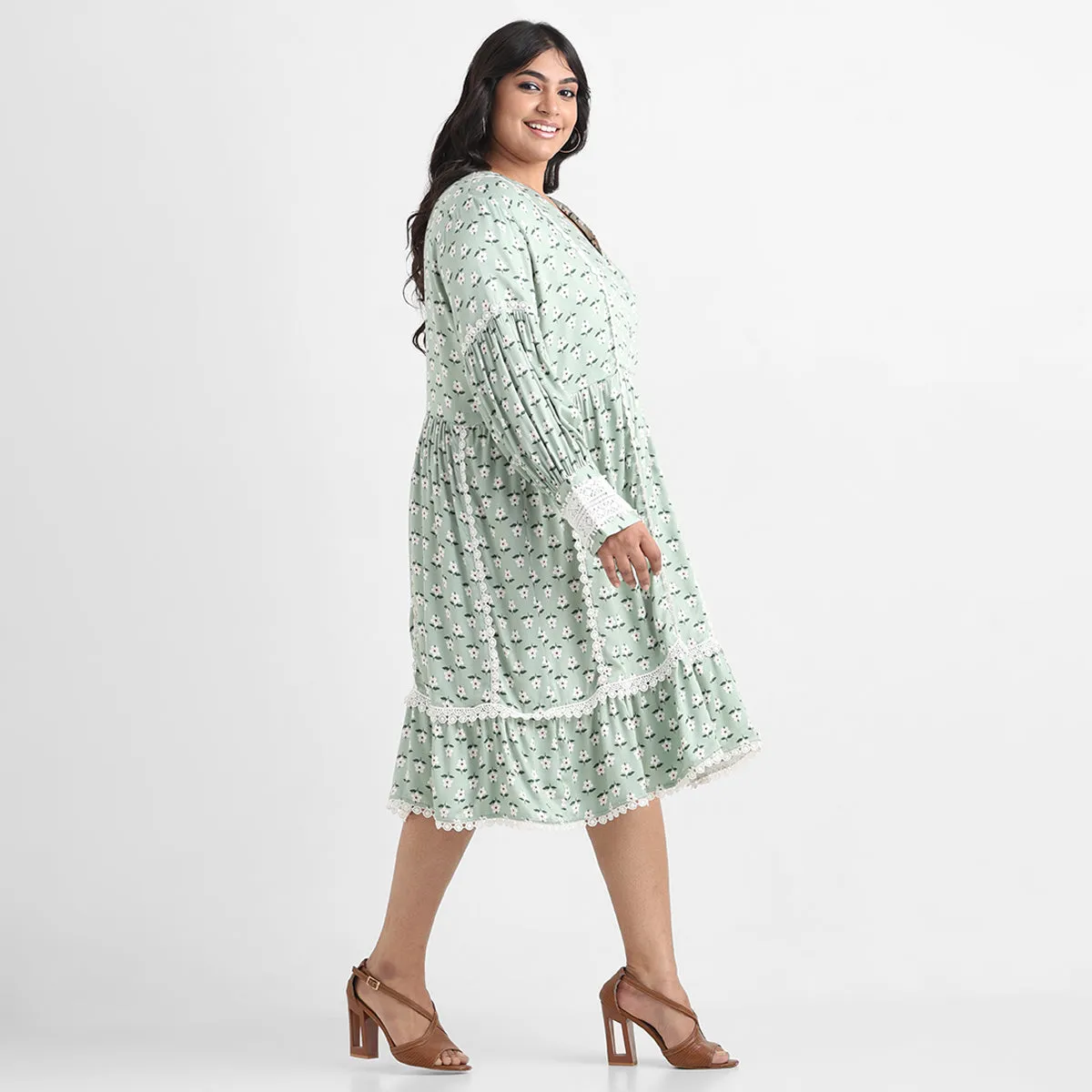 Green printed lace inserts plus size rayon short dress