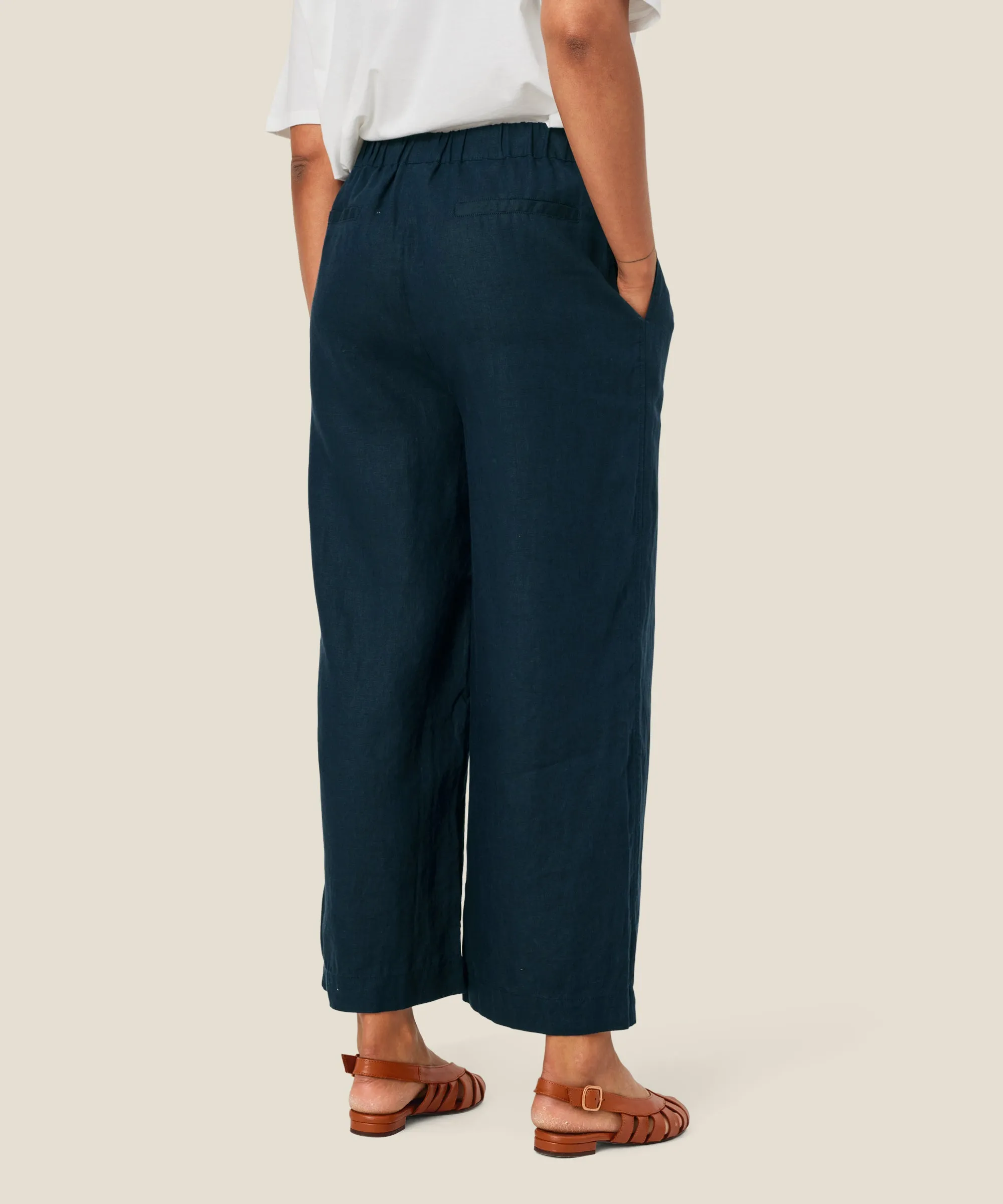Masai - Women's Parini Linen Trousers in Navy