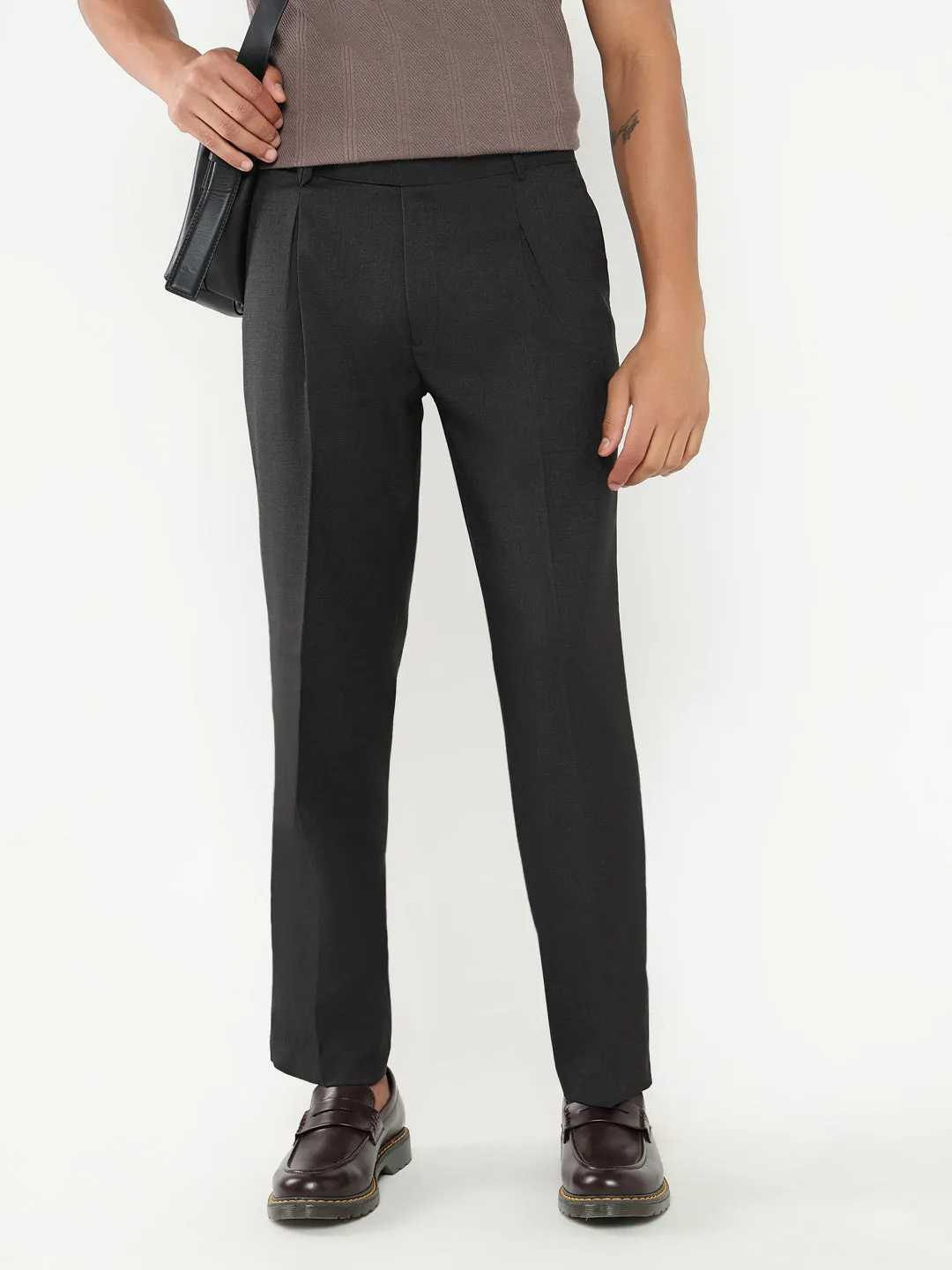 Men Black Solid Comfort Loose Fit Formal Trousers