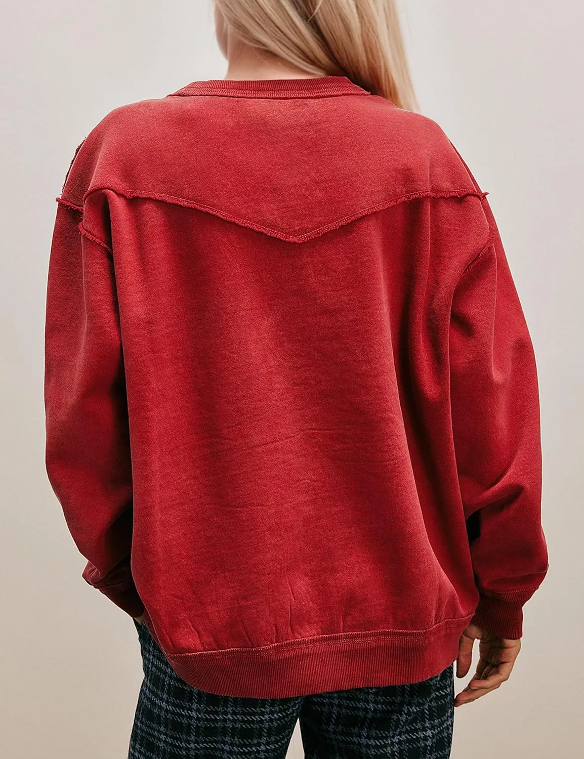 MISSACTIVER Women Oversized Sweatshirts Exposed Seam Pullover Sweatshirt Crewneck Pullover Tops Streetwear with Pocket