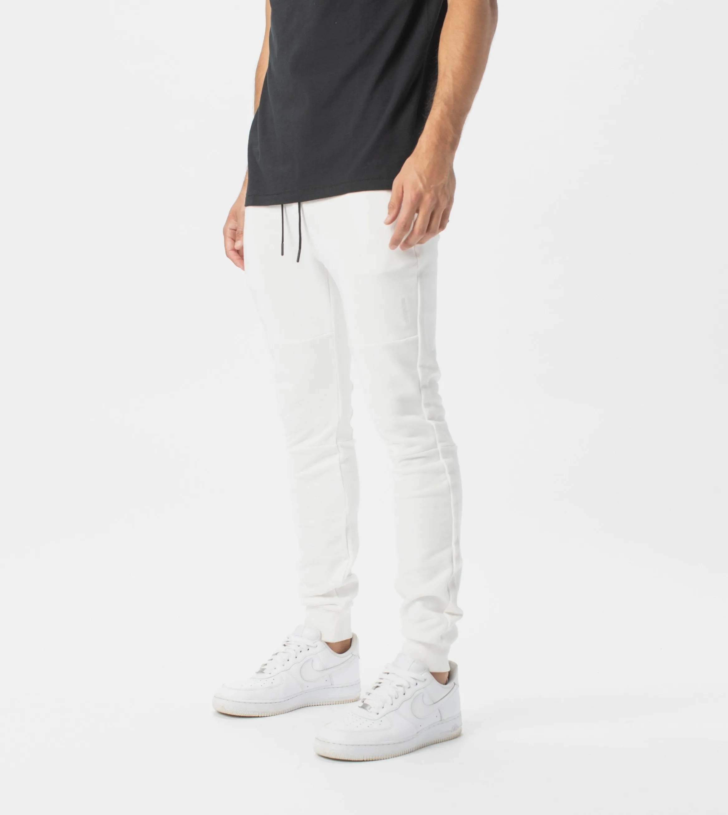 Sureshot Fleece Jogger Milk
